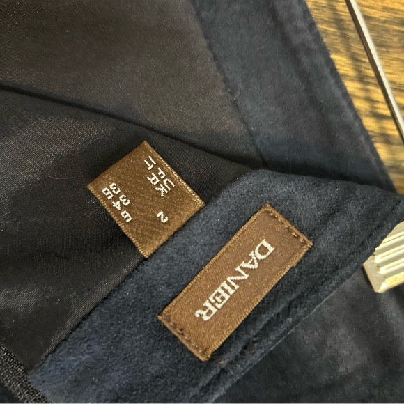 Vintage Danier Suede Midi Navy Blue Women's Pencil Skirt Size 2 - Picture 7 of 9